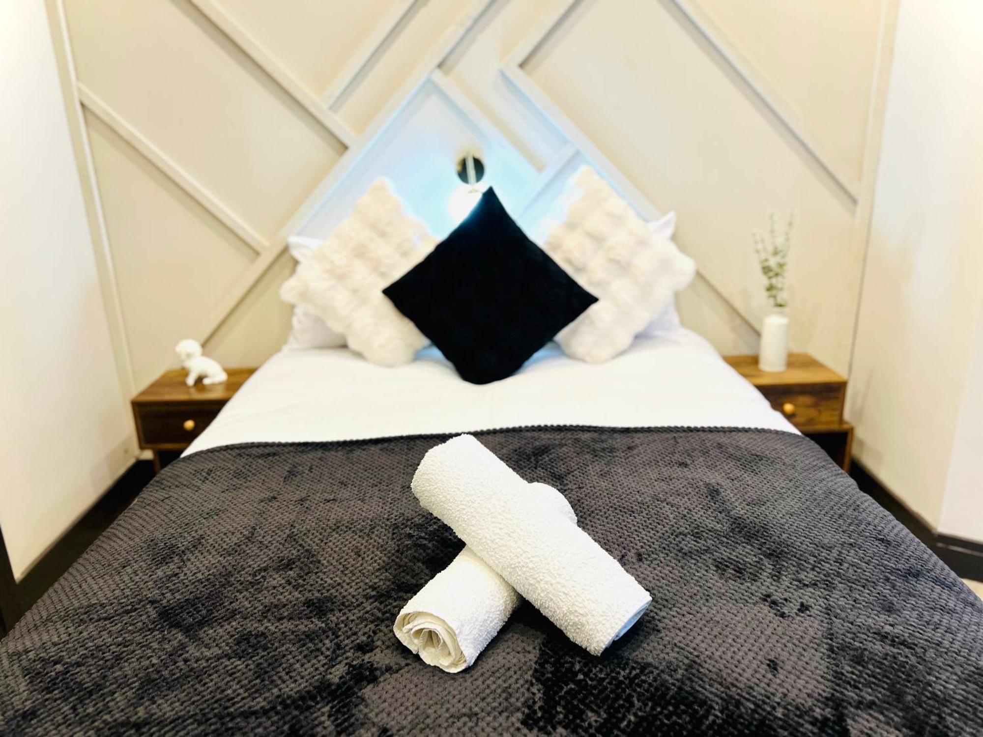 72 Charm Great Location Ii Londra